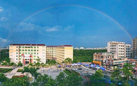 什邡市職業(yè)中專學(xué)校計算機(jī)平面設(shè)計專業(yè)